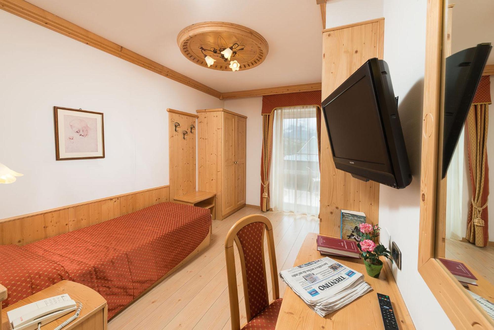 Lady Maria Hotel Wellness & Resort Fondo Quarto foto