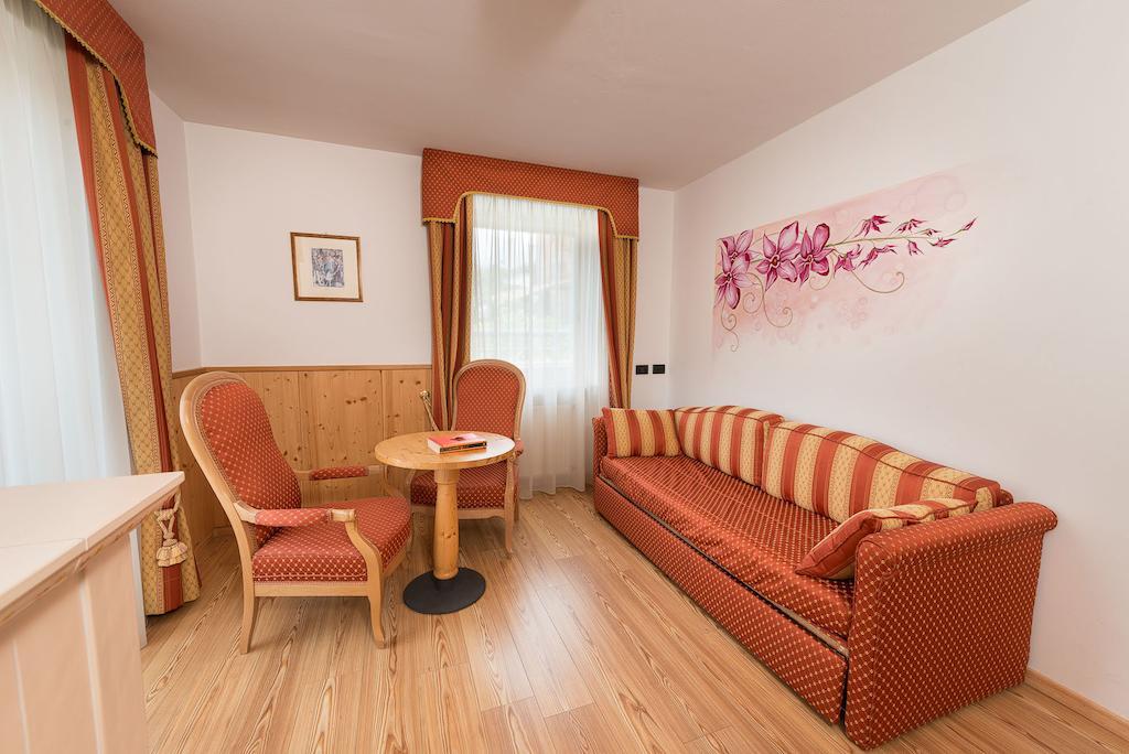 Lady Maria Hotel Wellness & Resort Fondo Exterior foto